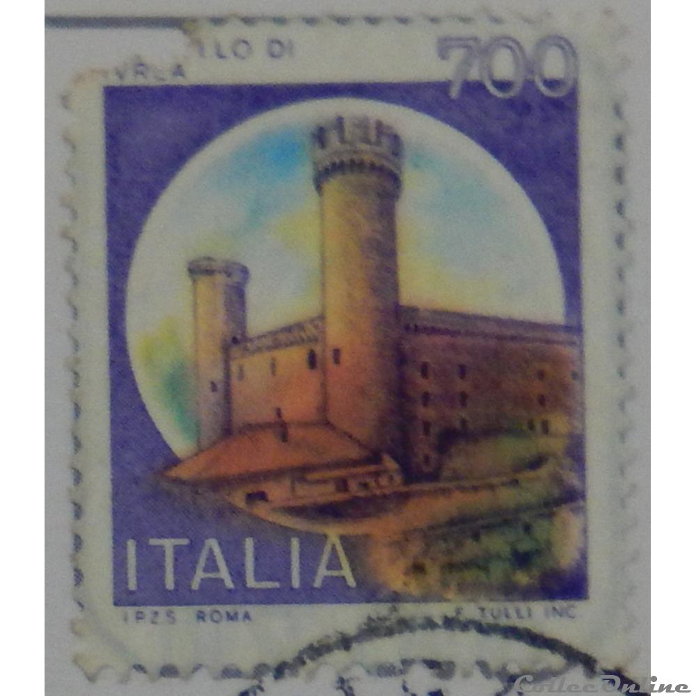 timbre europe italie 01453 chateau de ivrea 700 lires de 1980