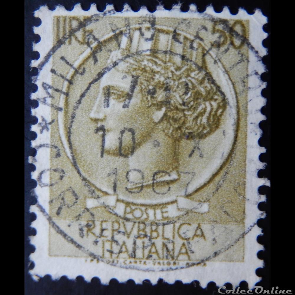 Italie 00717B pièce de Syracuse 50 lires de 1958 2 timbre europe italie 00717b piece de syracuse 50 lires de 1958