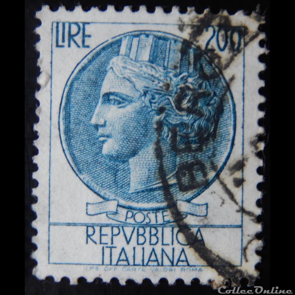 Italie 00803 pièce de Syracuse 200 lires de 1959 3 timbre europe italie 00803 piece de syracuse 200 lires de 1959