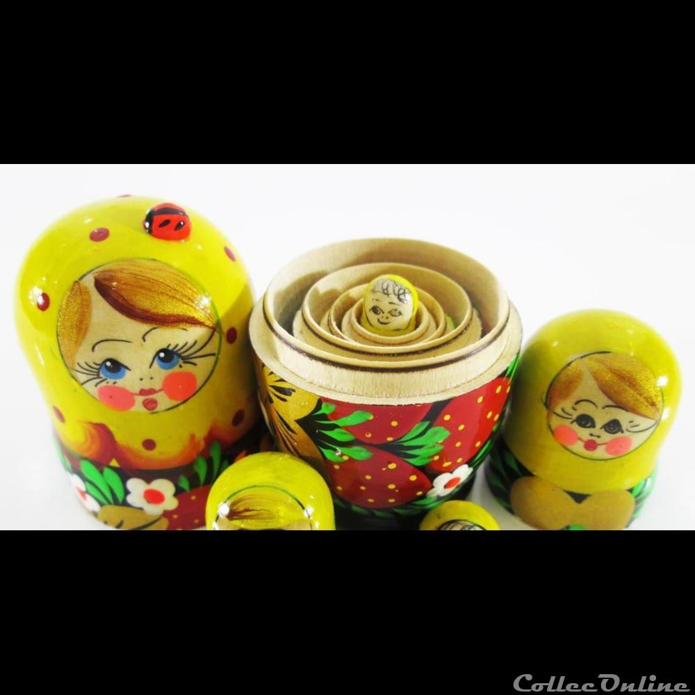 MATRYOSHKA (5 pièces) 3 figurine autre bonbon matryoshka 5 pieces