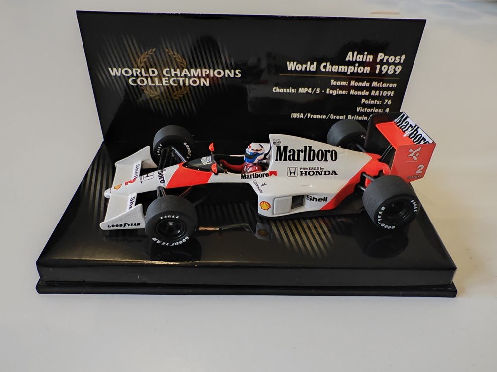 transports car alain prost 1989 world champion no 3