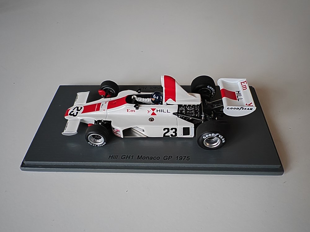 transports car graham hill monaco 1975