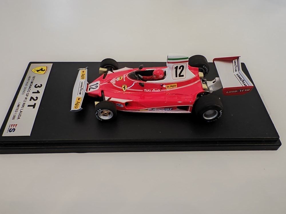 Niki Lauda-Monaco 1975 transports car niki lauda monaco 1975