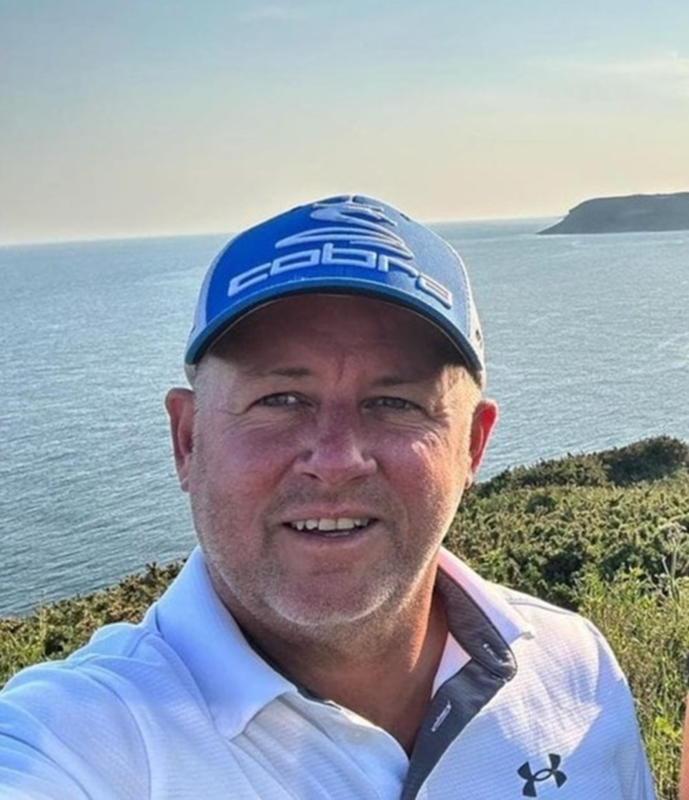 joueur andrew lewis