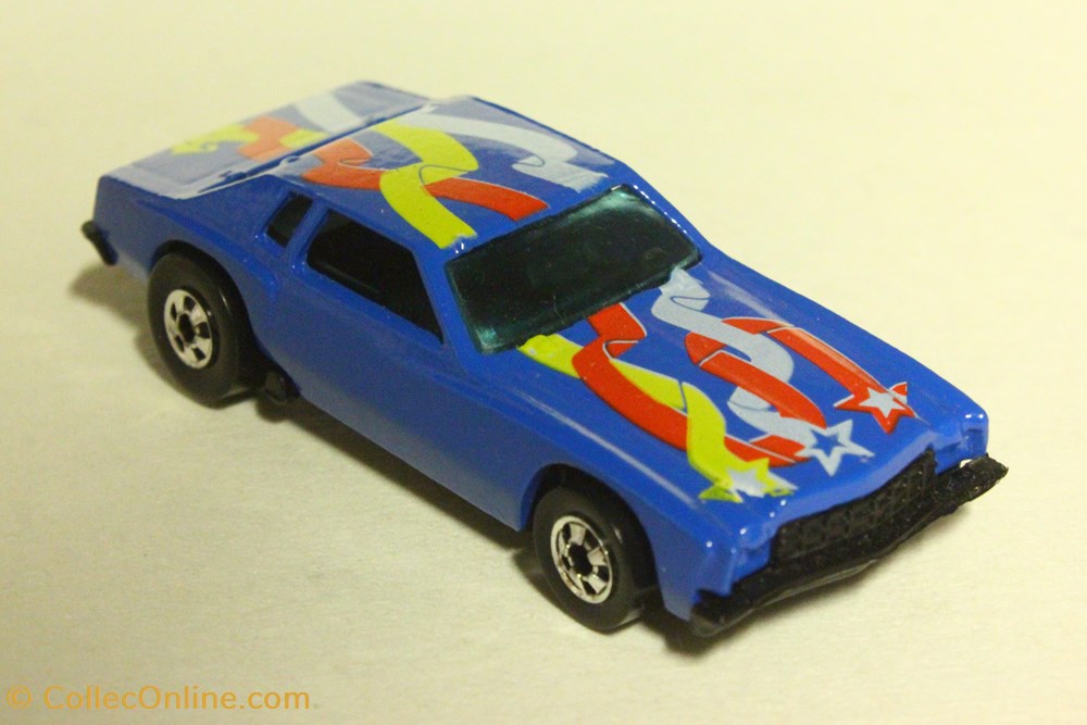 Lowdown - Models - Cars - Grade New - Manufacturer Hot wheels