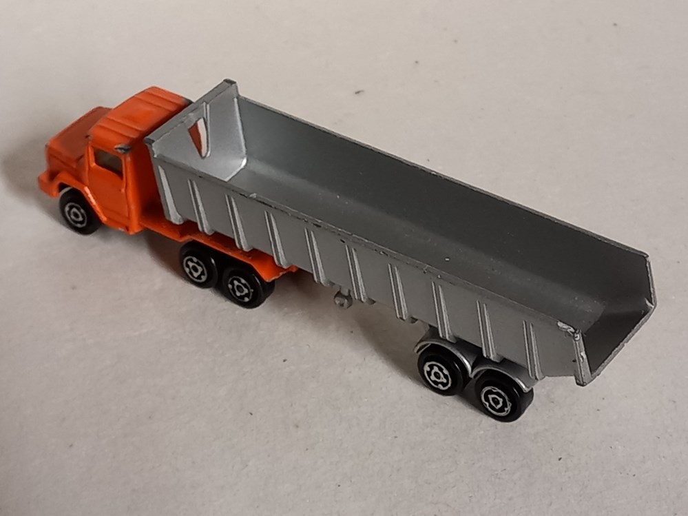 Magirus + benne modeles reduits voitures magirus benne