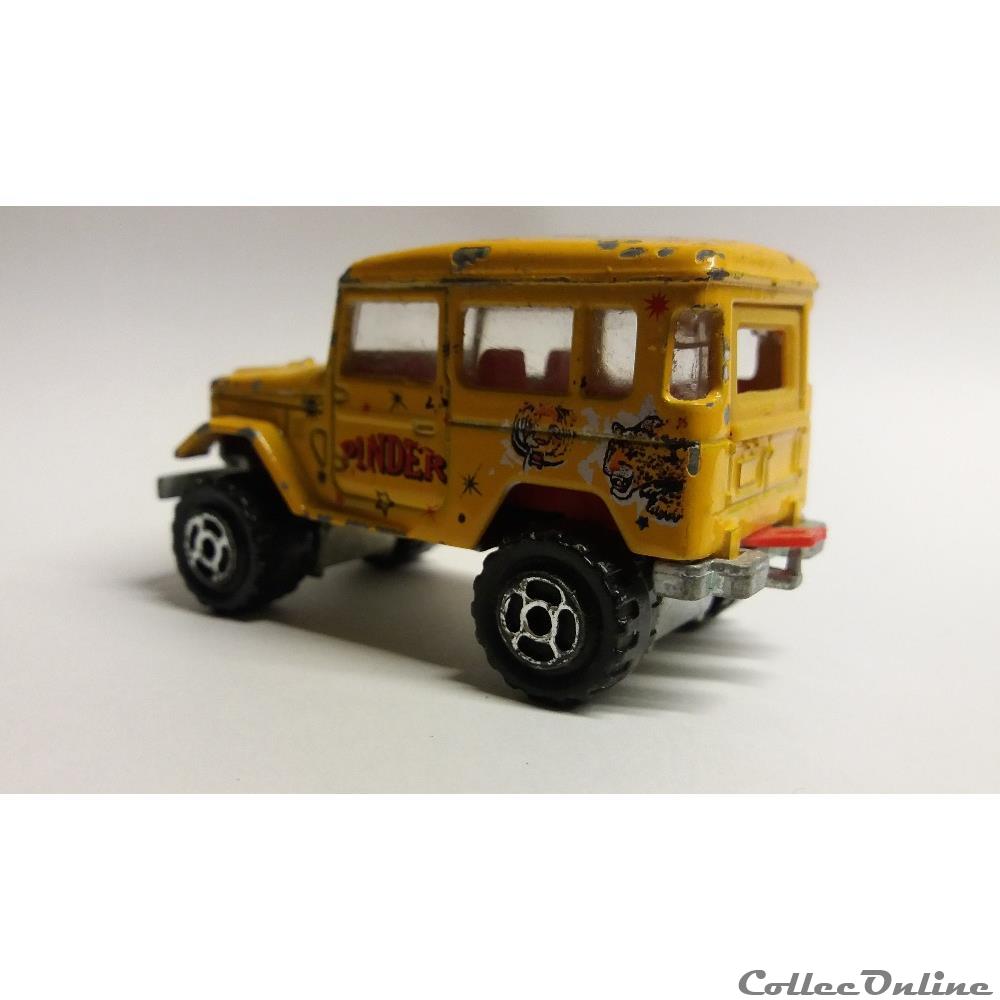 modele reduit voiture toyota land cruiser