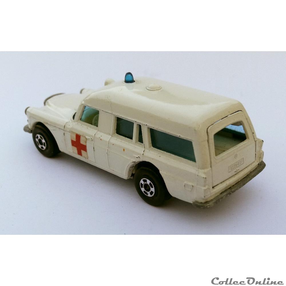 modele reduit voiture mercedes benz binz ambulance