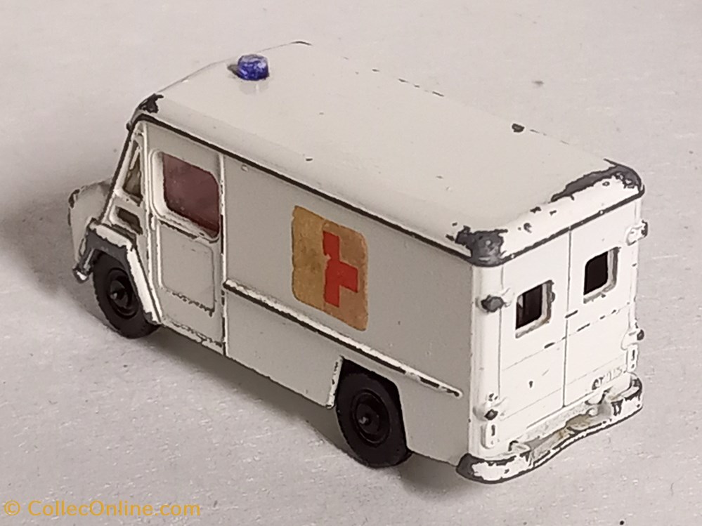 Commer 302 modeles reduits voitures commer 302