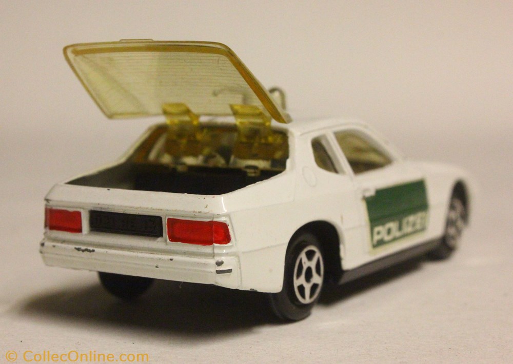 Porsche 924 4 modele reduit voiture porsche 924