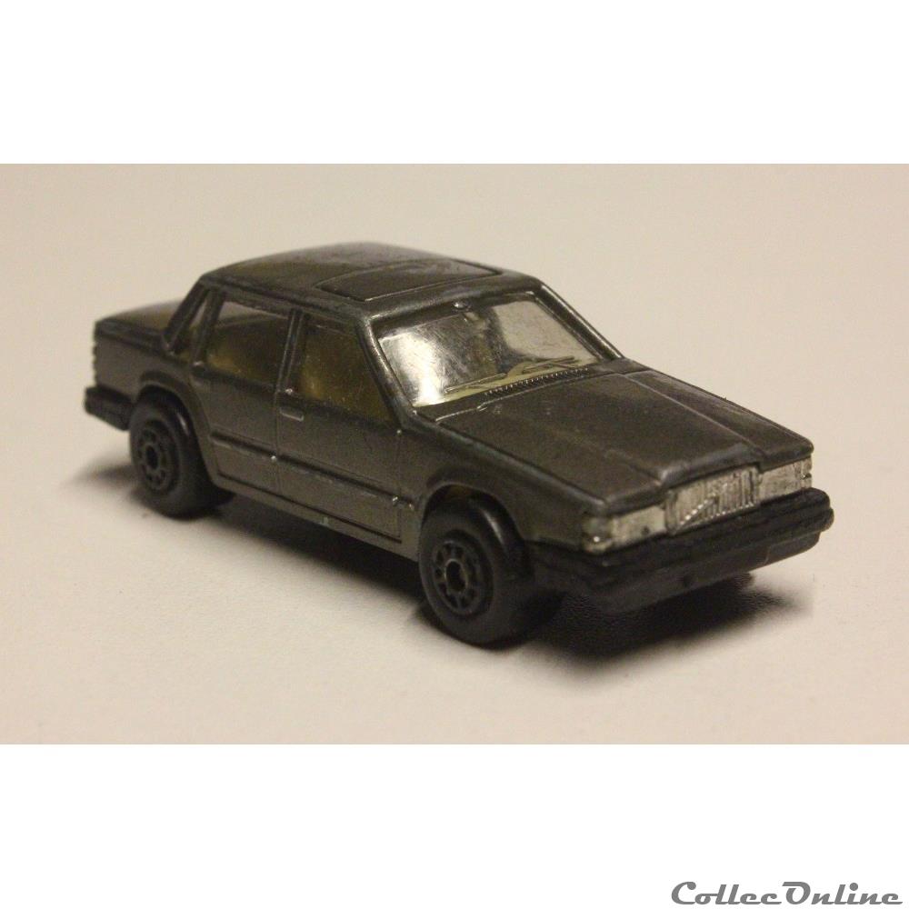 modele reduit voiture volvo 760 gle