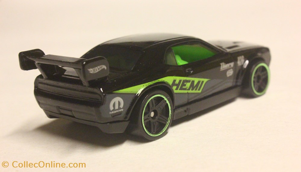 Dodge Challenger Drift Car 4 modele reduit voiture dodge challenger drift car