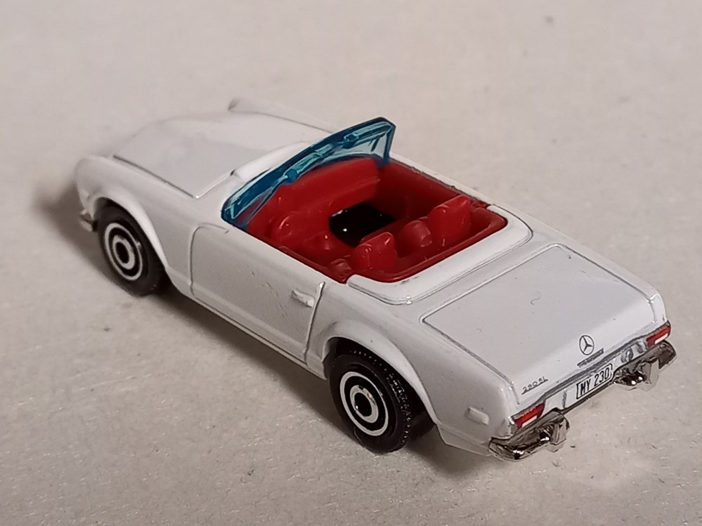 Mercedes 230 SL modeles reduits voitures mercedes 230 sl