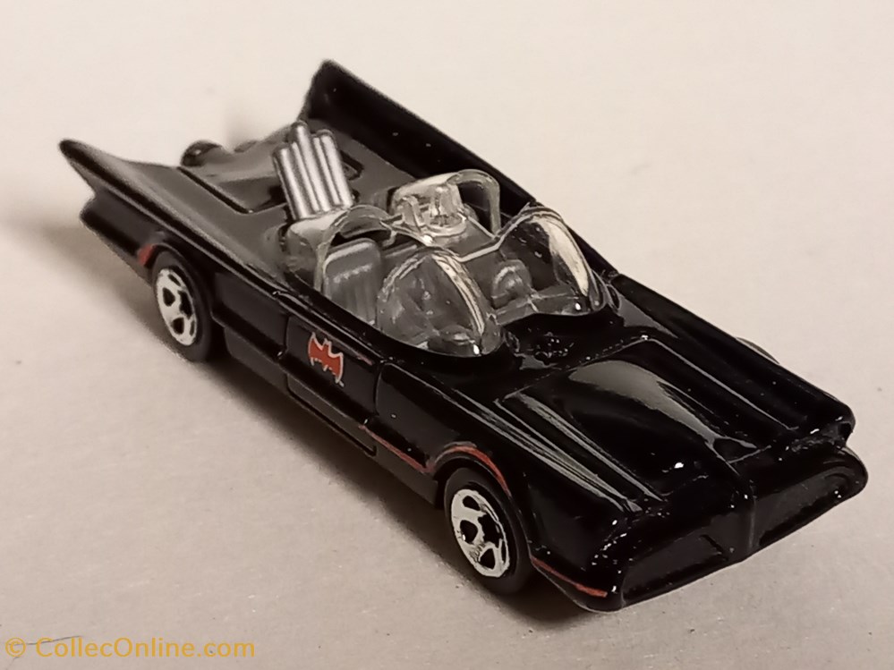 modeles reduits voitures batmobile