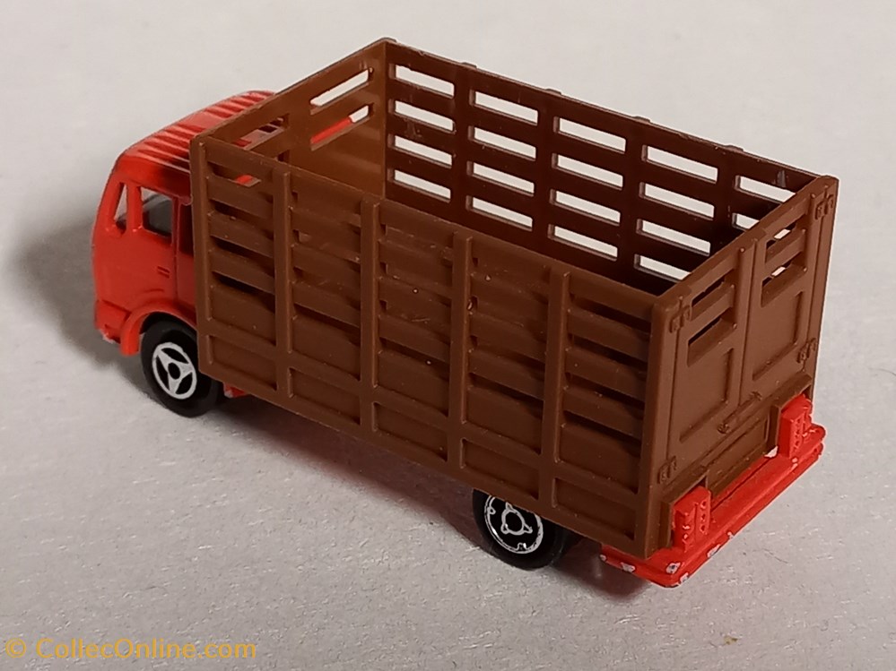modeles reduits voitures camion mercedes