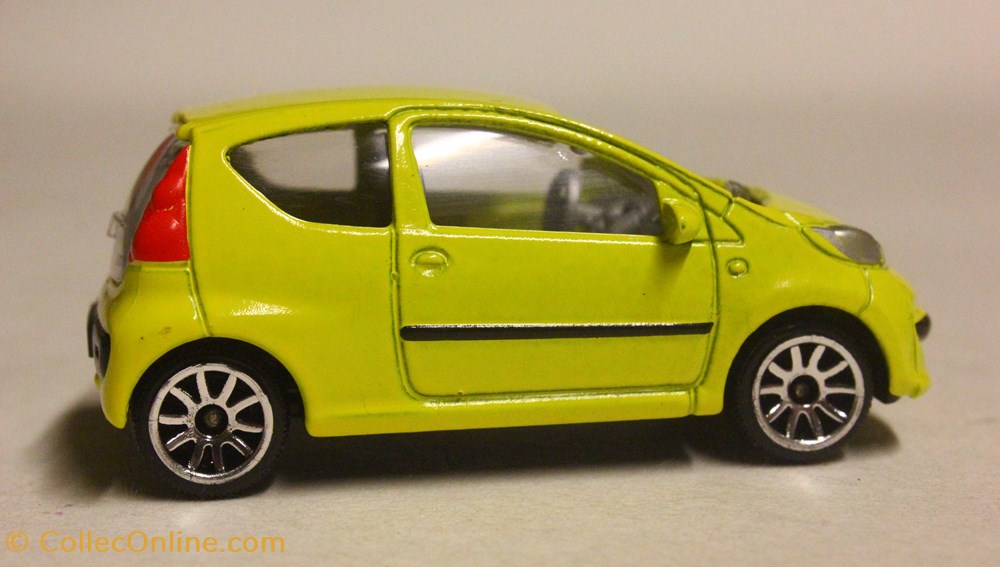 Peugeot 107 4 modeles reduits voitures peugeot 107