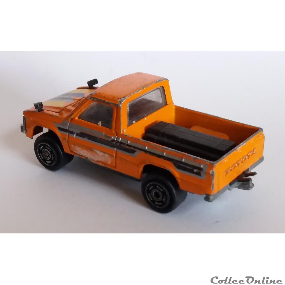 modele reduit voiture toyota pick up