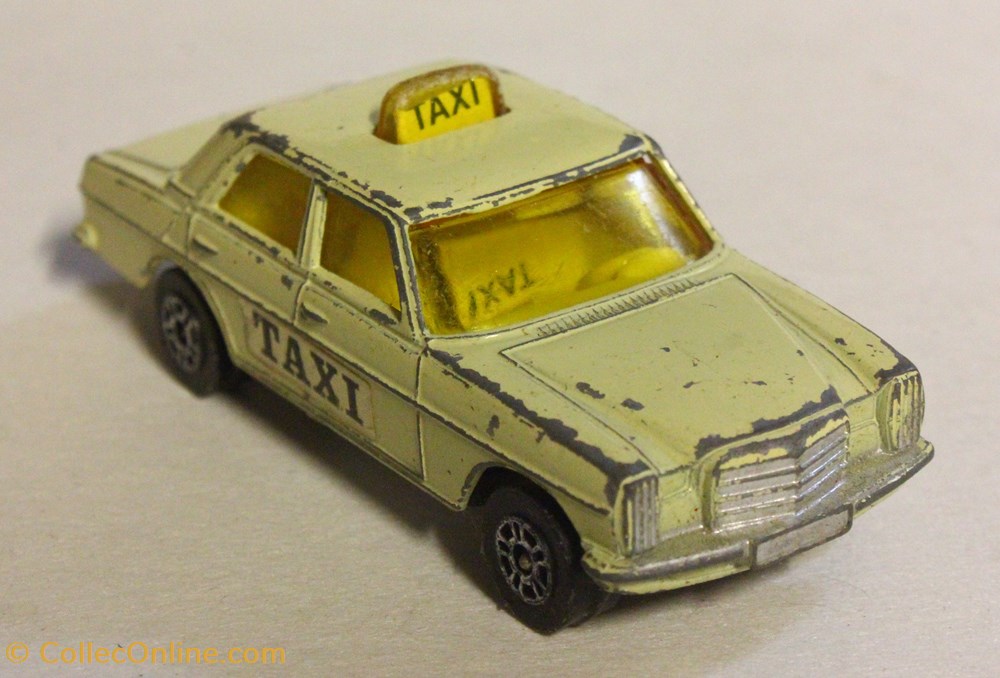Mercedes-Benz 240 D modeles reduits voitures mercedes benz 240 d