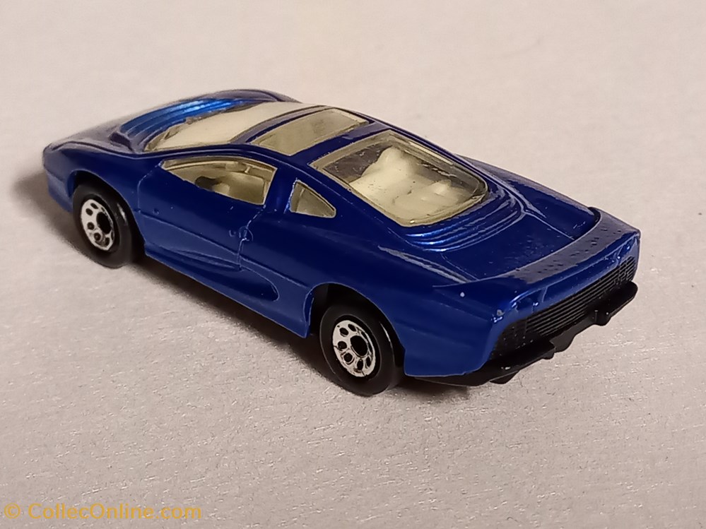 modeles reduits voitures jaguar xj220