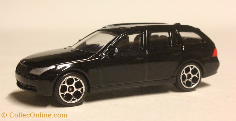 BMW 5 Touring 3 modeles reduits voitures bmw 5 touring