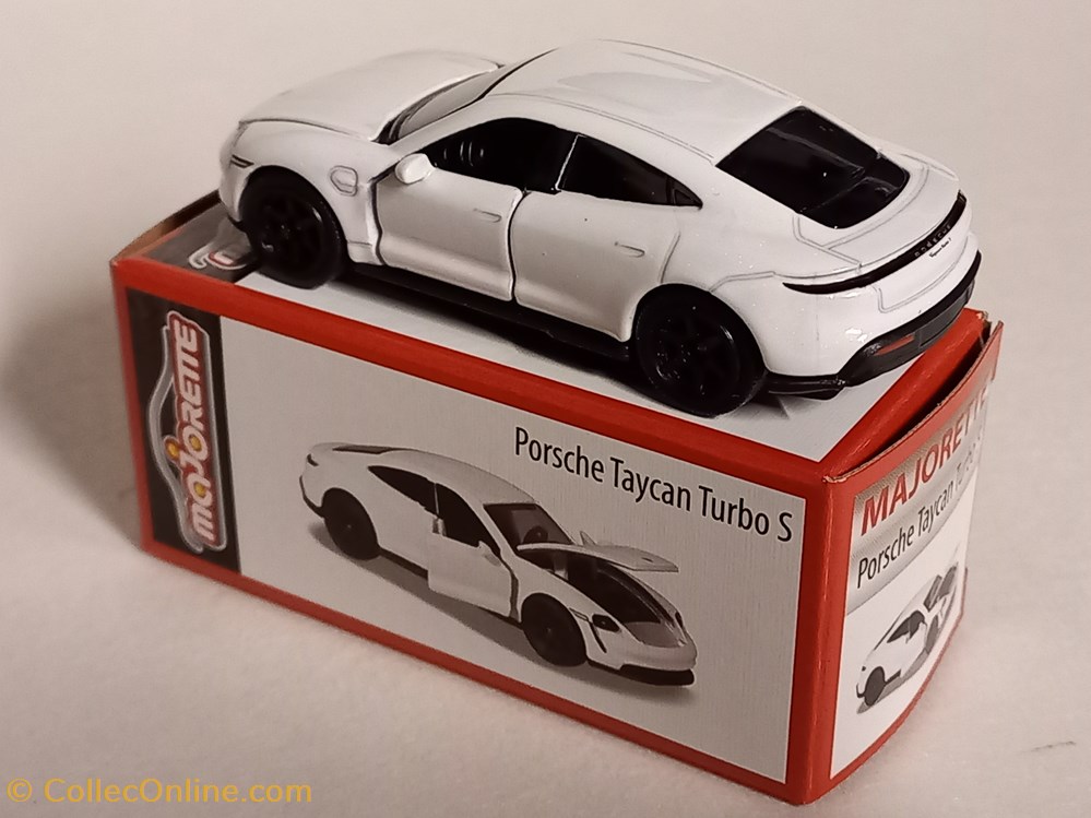 Porsche Taycan Turbo S modeles reduits voitures porsche taycan turbo s