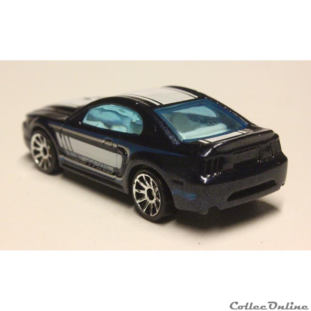 '99 Mustang 2 modele reduit voiture 99 mustang