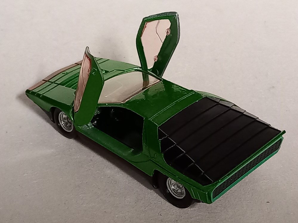 Bertone Carabo modeles reduits voitures bertone carabo
