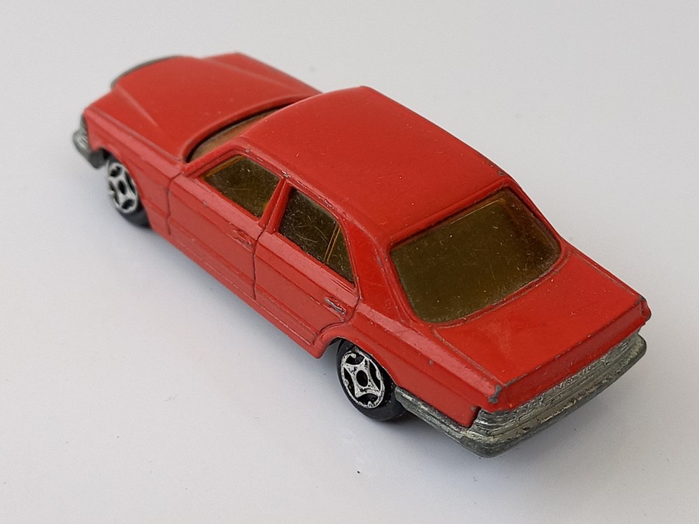 Mercedes 280 SE modeles reduits voitures mercedes 280 se