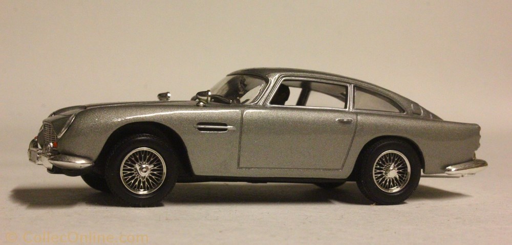 modele reduit voiture aston martin db5