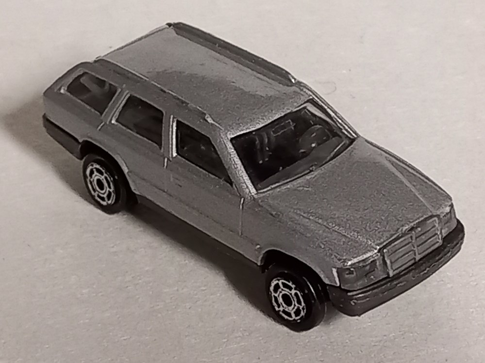 modeles reduits voitures mercedes 300 te