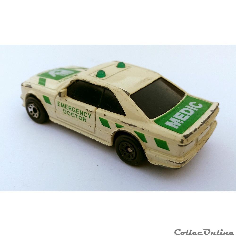 modele reduit voiture mercedes 500 sec 1984
