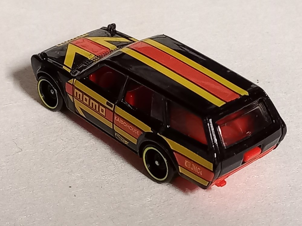 modeles reduits voitures 71 datsun 510 wagon