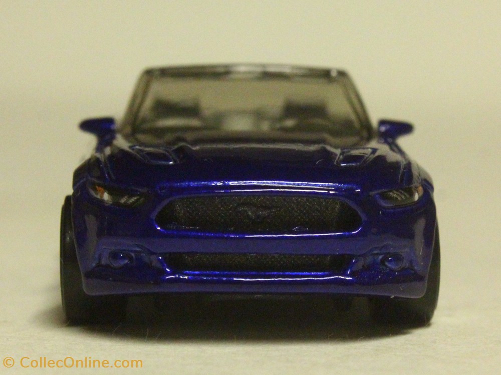 2015 Ford Mustang GT Convertible 4 modeles reduits voitures 2015 ford mustang gt convertible