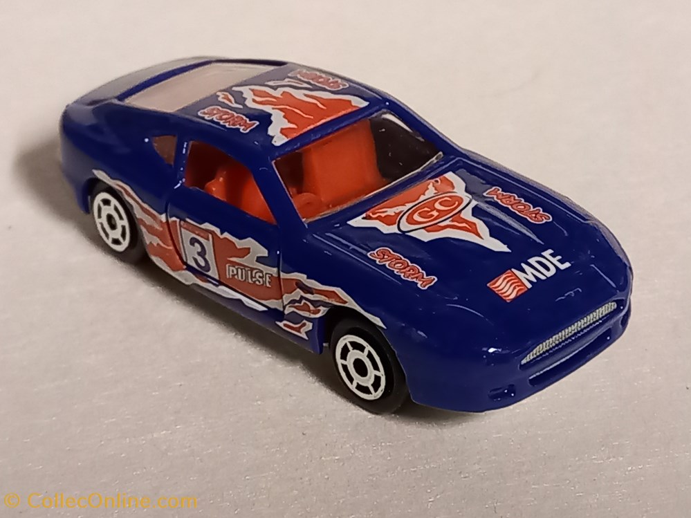 modeles reduits voitures aston martin db7