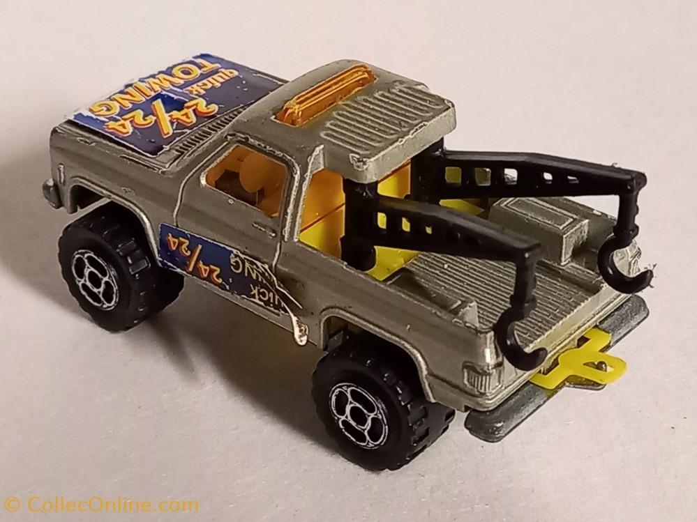 modeles reduits voitures chevrolet blazer 4x4 depanneuse