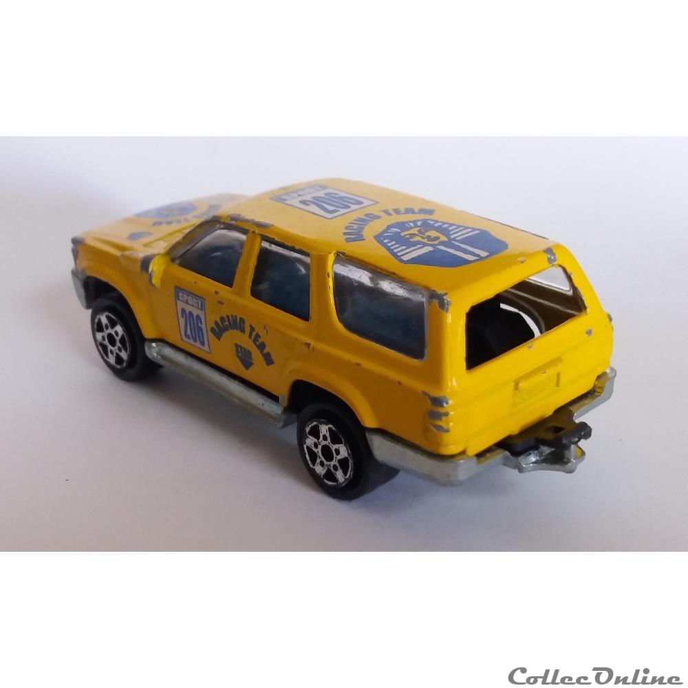 Toyota Runner modele reduit voiture toyota runner