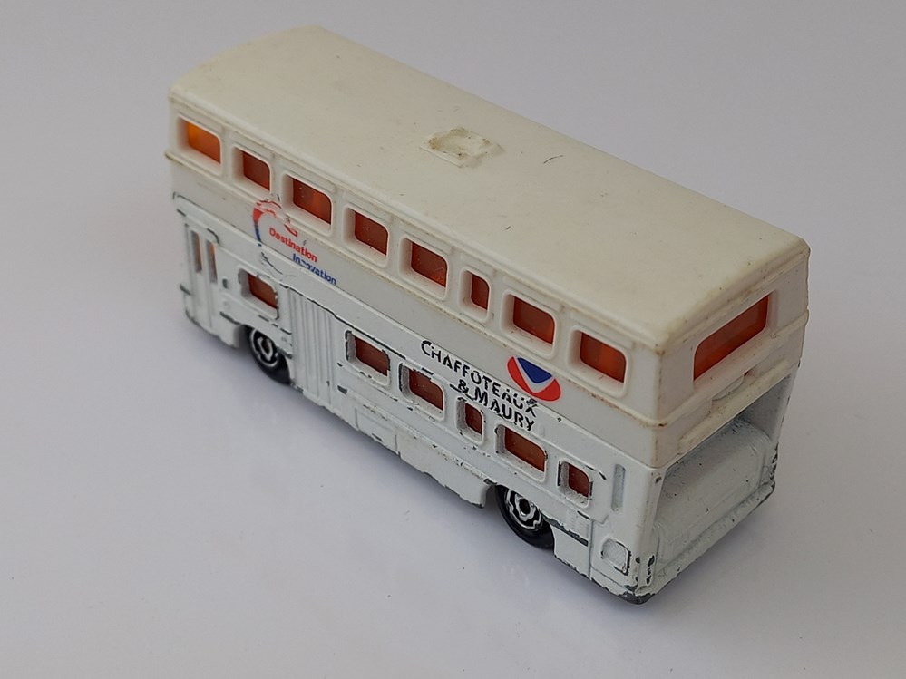 modeles reduits voitures british bus