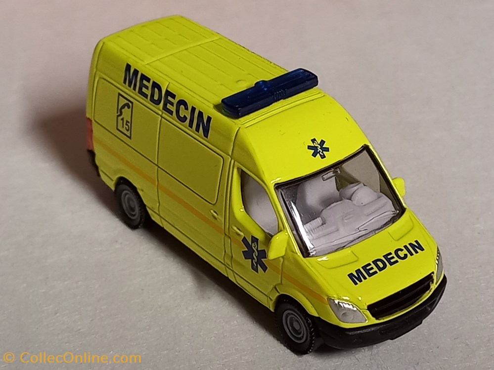 Ambulance Mercedes modeles reduits voitures ambulance mercedes