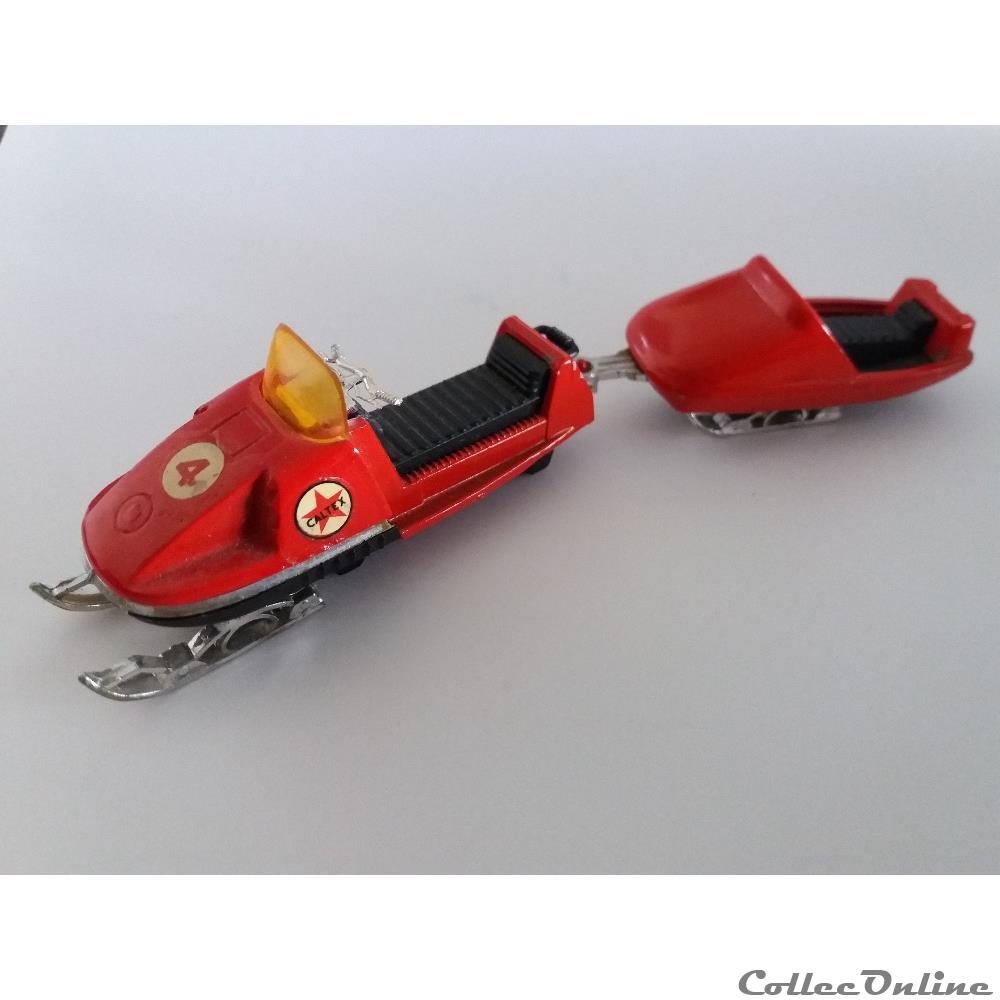 modele reduit voiture moto neige