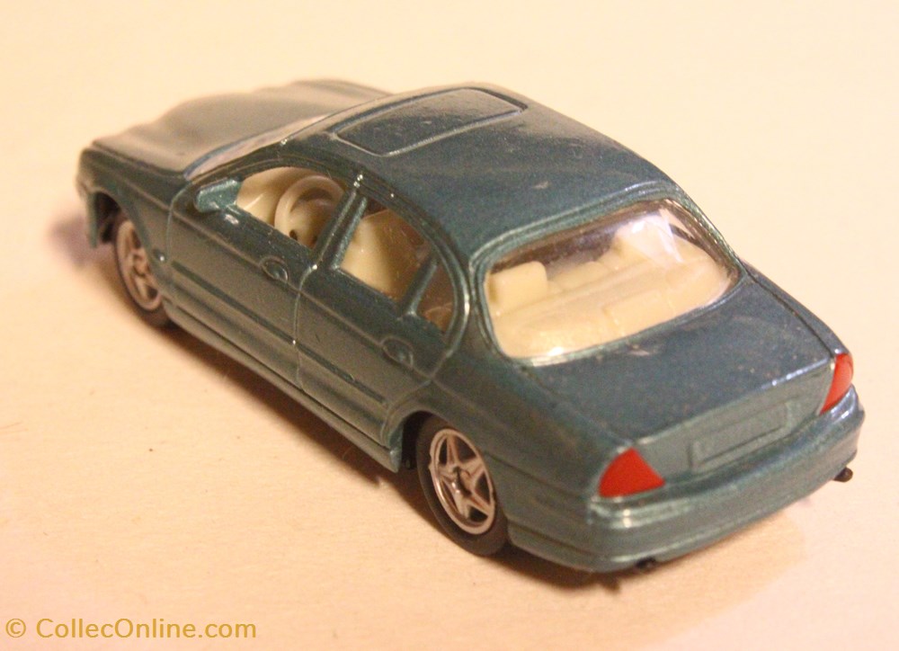 Jaguar S-Type modeles reduits voitures jaguar s type