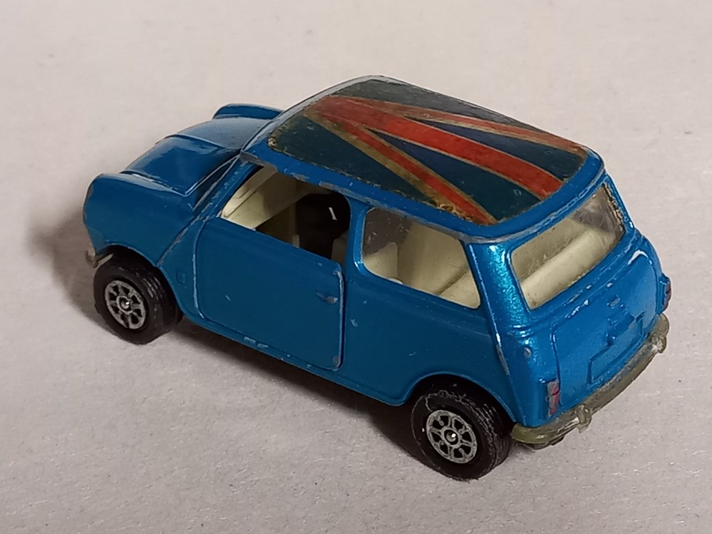 modeles reduits voitures british leyland mini 1000