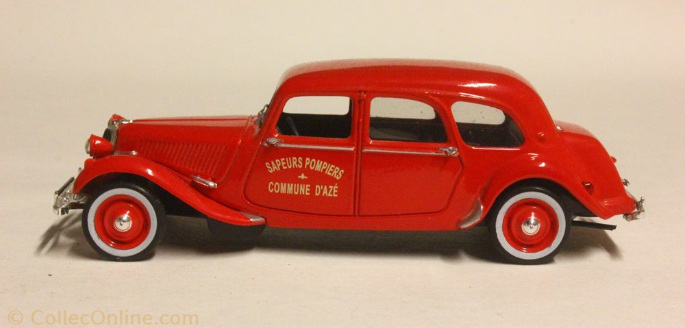 modele reduit voiture citroen traction 11cv
