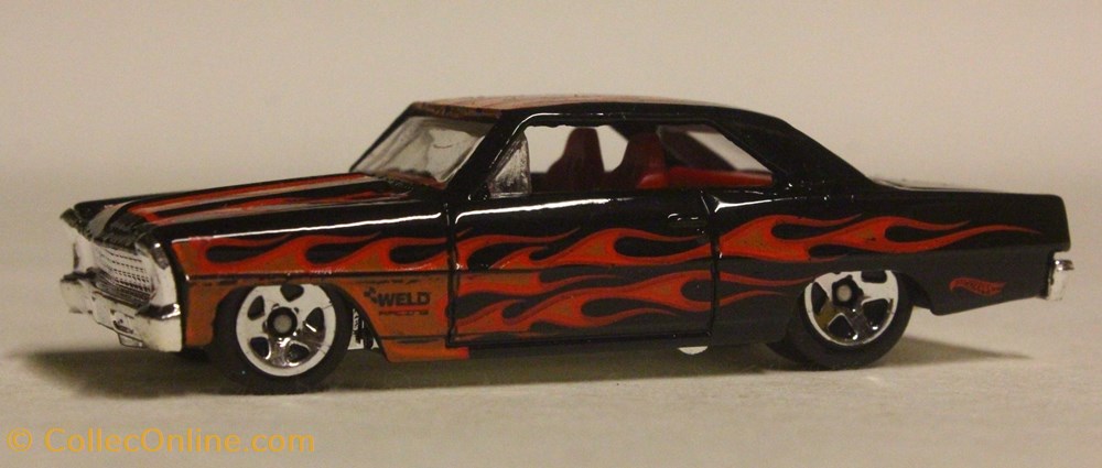 HW Flames - 07/10 - '66 Chevy Nova 3 modele reduit voiture chevrolet hw flames 07 10 66 chevy nova