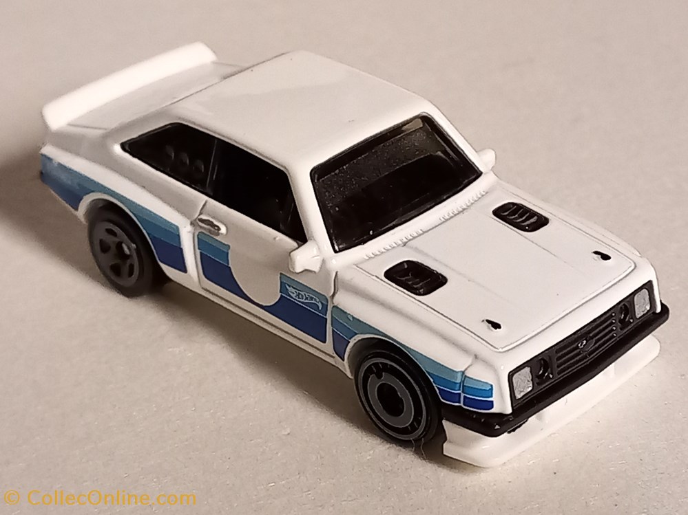 modeles reduits voitures ford escort rs2000