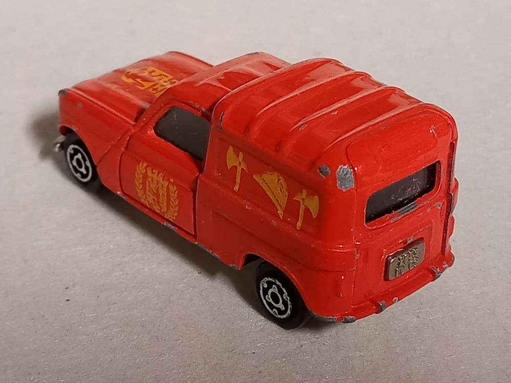 modeles reduits voitures renault 4l pompier