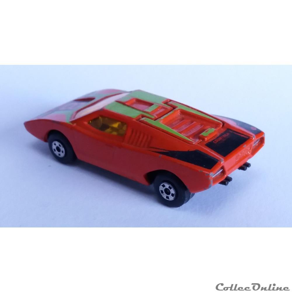 modele reduit voiture lamborghini countach