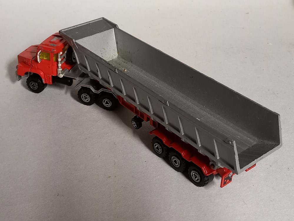 Scania benne modeles reduits voitures scania benne