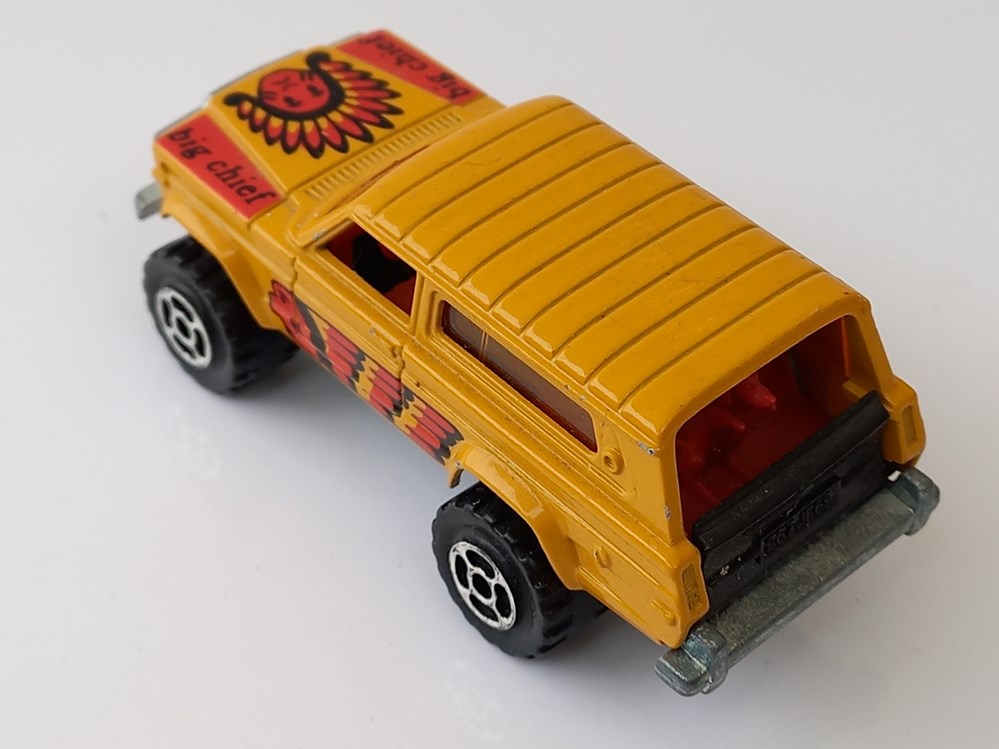 modeles reduits voitures jeep cherokee big chief