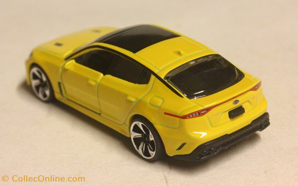 Kia Performance Car 2 modeles reduits voitures kia performance car