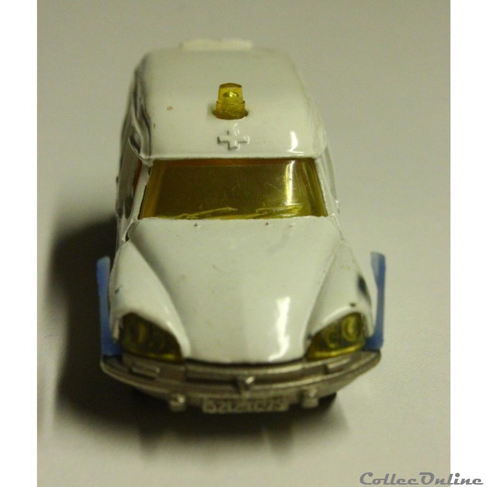 Citroën DS 21 Ambulance 4 modele reduit voiture citroen ds 21 ambulance